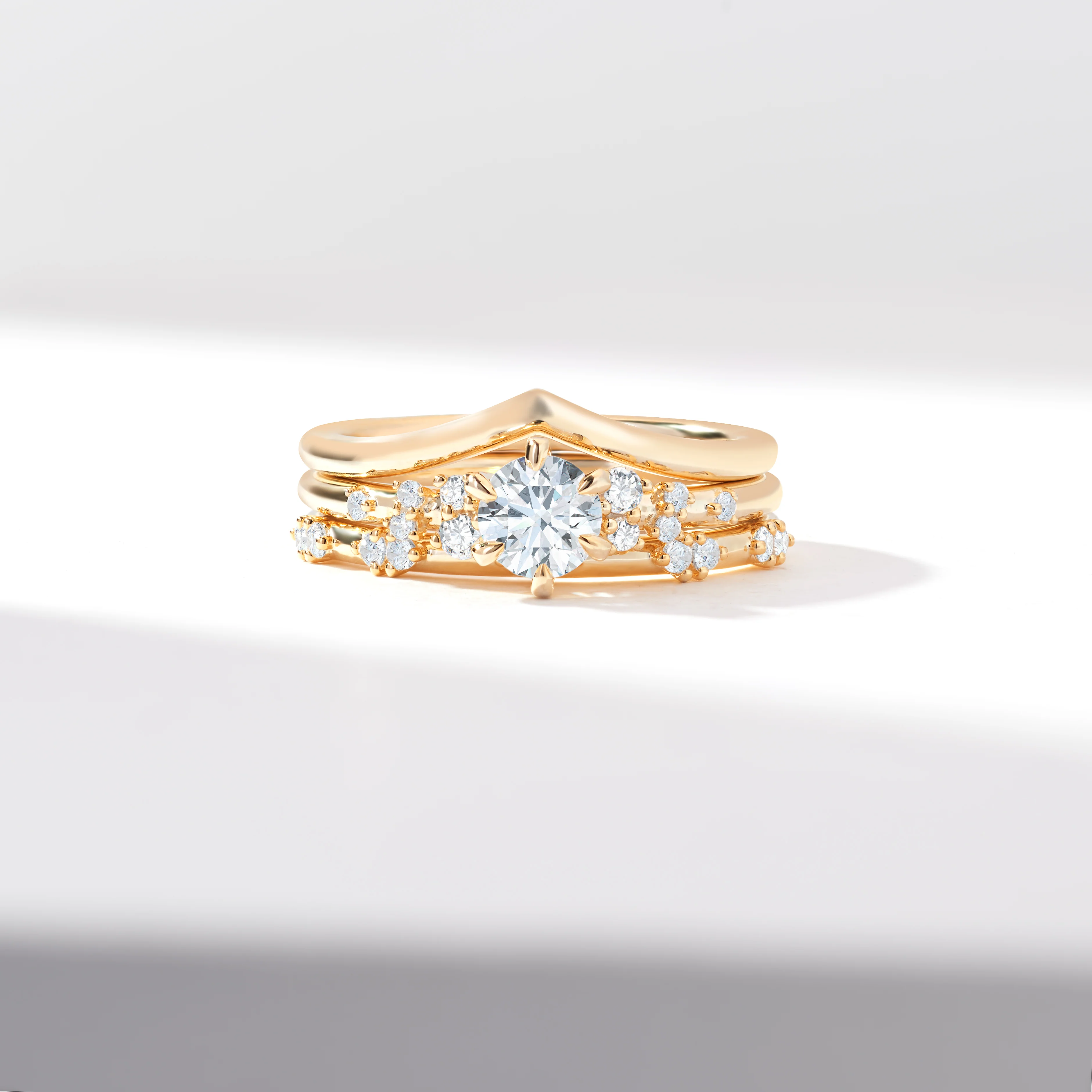0.50ct Round Brilliant Diamond Centre Snow Drift Shoulders V Contour Bridal Set 0.65tdw