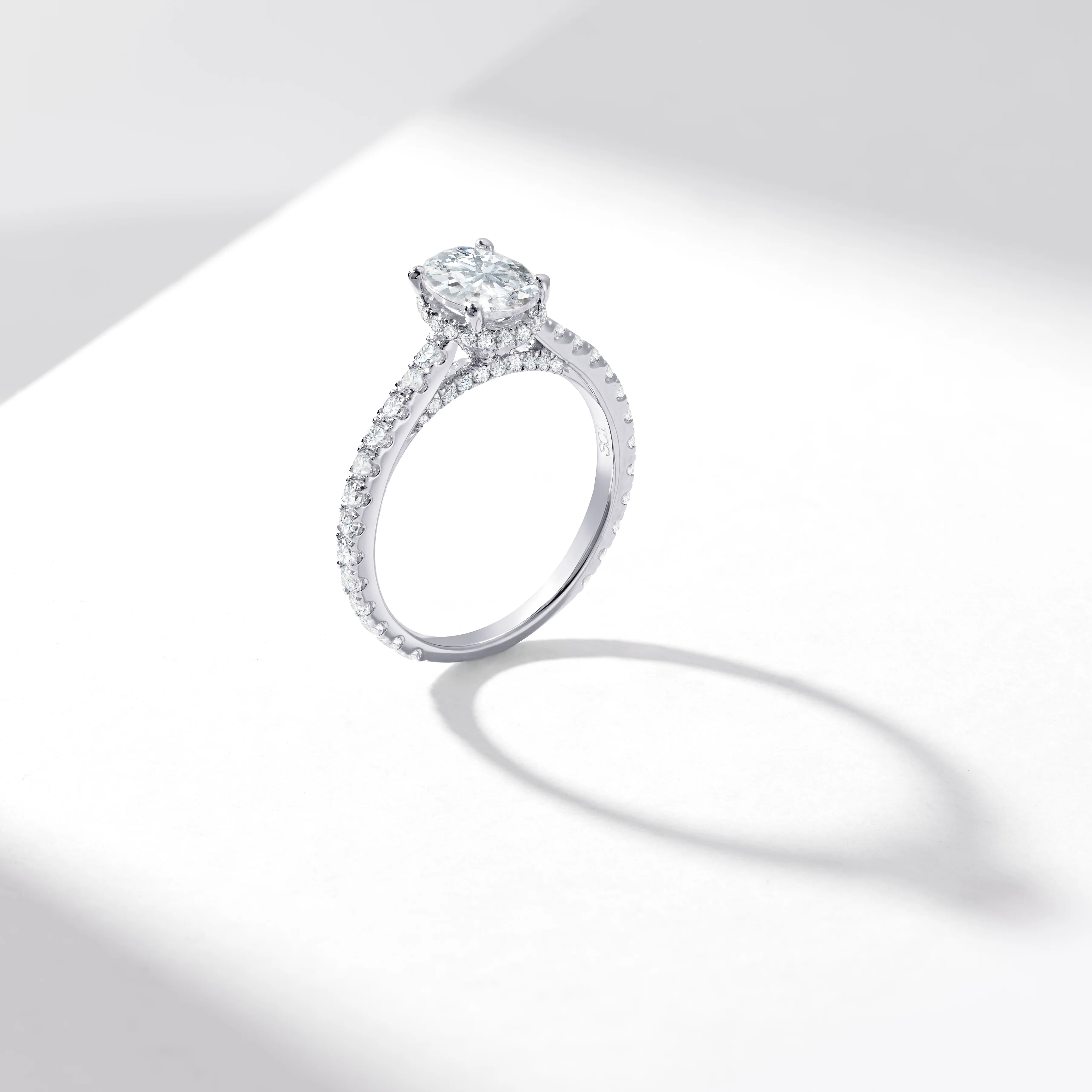 1.5ct Oval Diamond Solitaire With Diamond Hidden Halo And Shoulders Engagement Ring 2.0tdw - Image 2