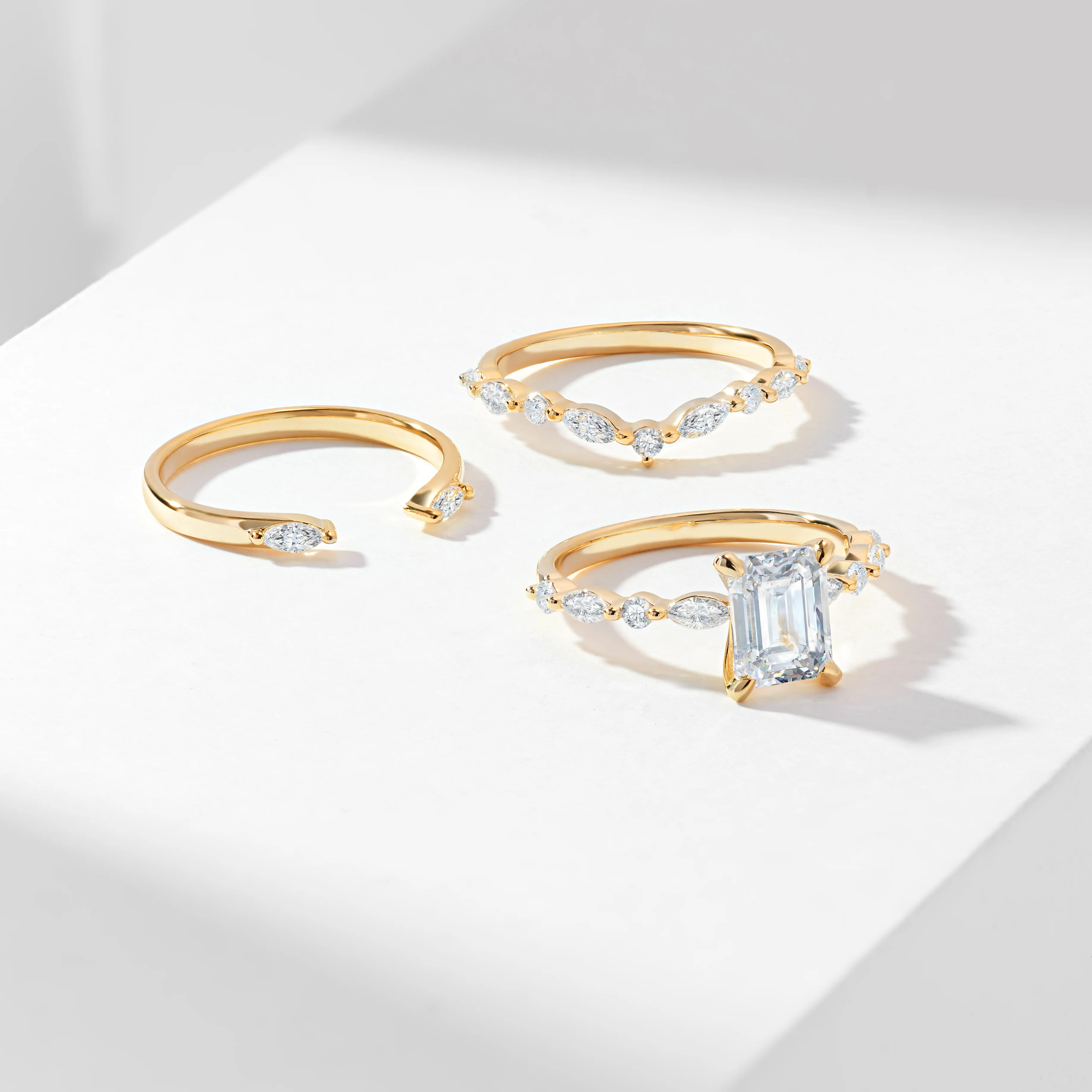 1.5ct Radiant Diamond Solitaire With Marquise And Round Brilliant Shoulder Contour And Open Gap Bridal Set 2.0tdw - Image 8