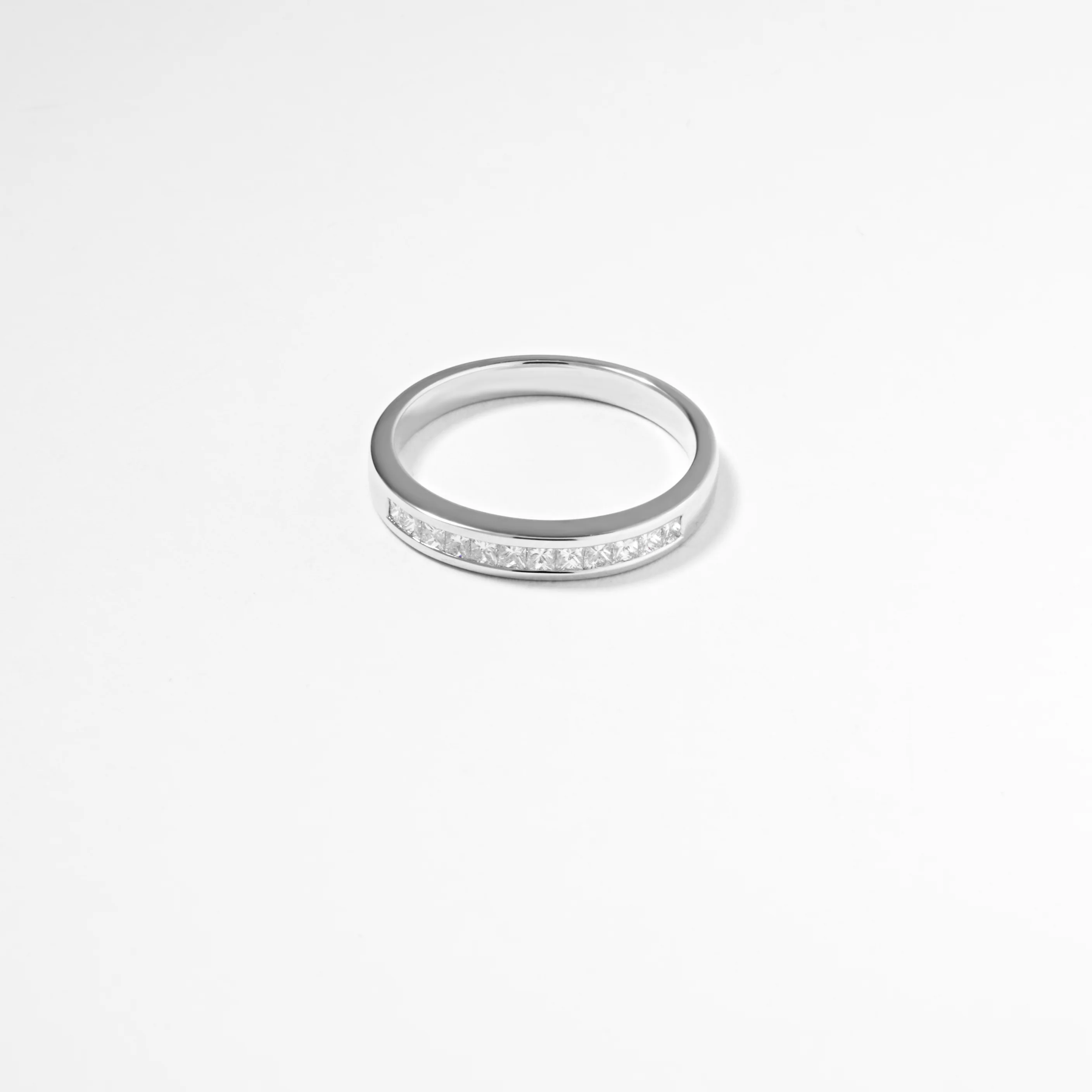 18K White Gold Princess Cut Diamond Channel Set Band - Image 3