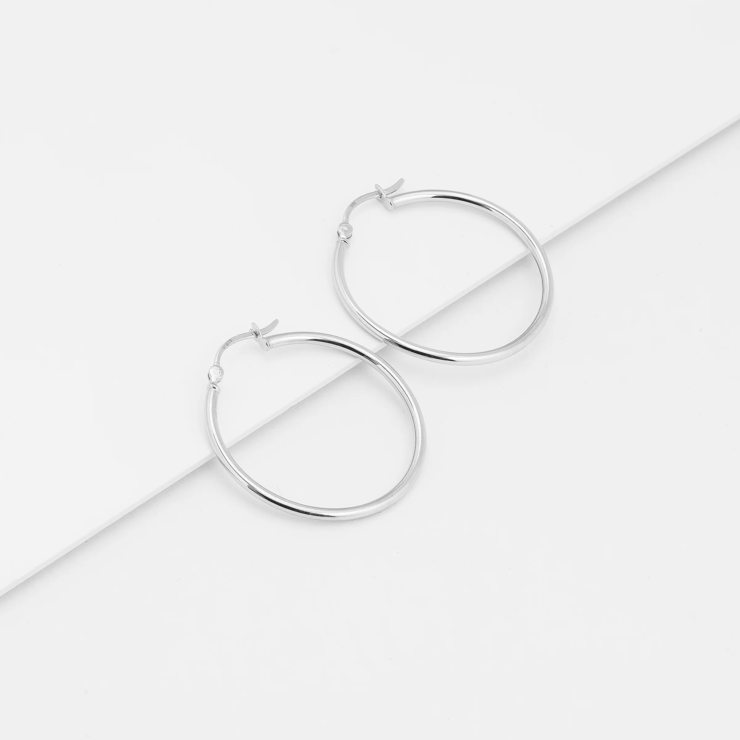 9K White Gold Polished Round Hoop Earrings 25mm