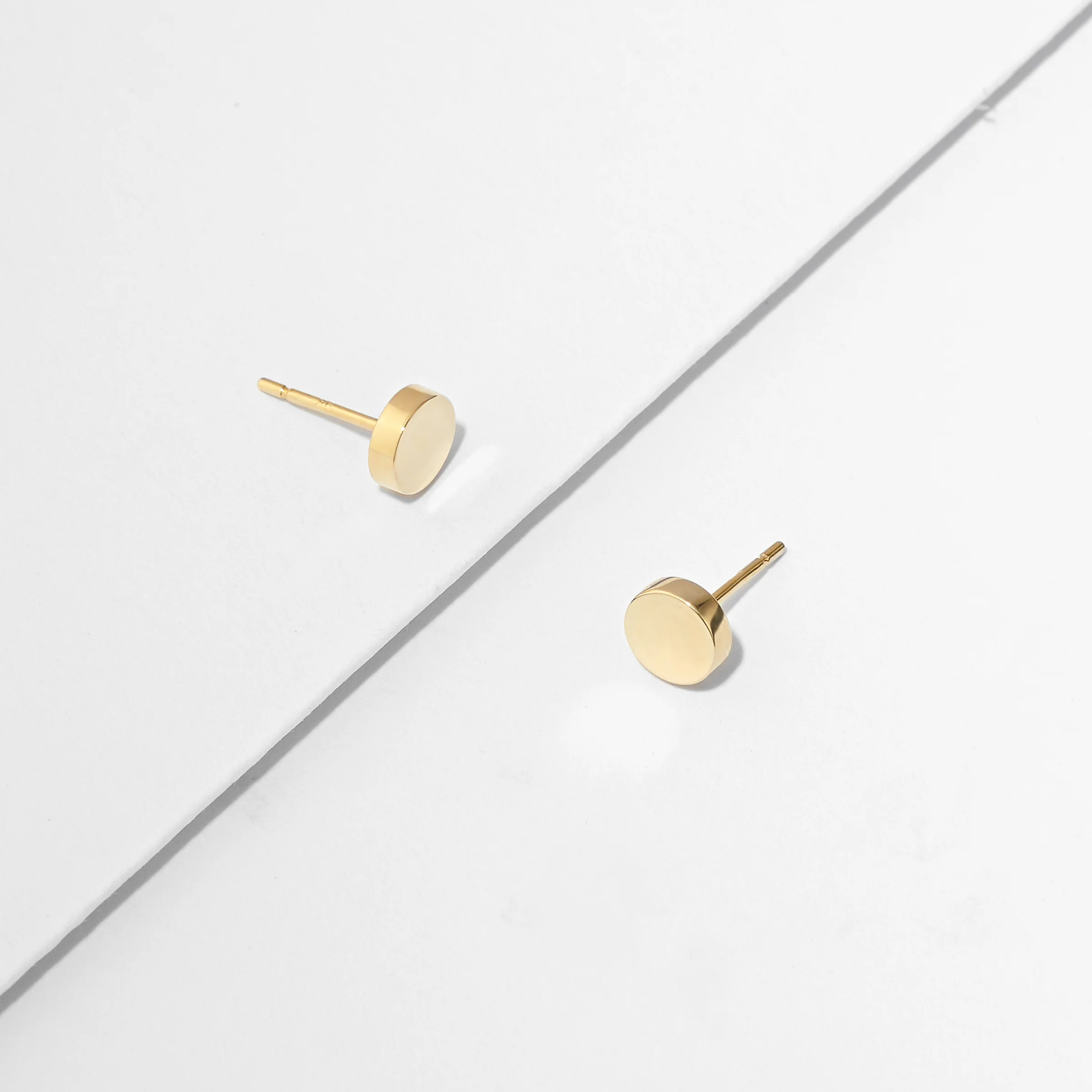 9K Yellow Gold Plain Disc Stud Earrings 6mm