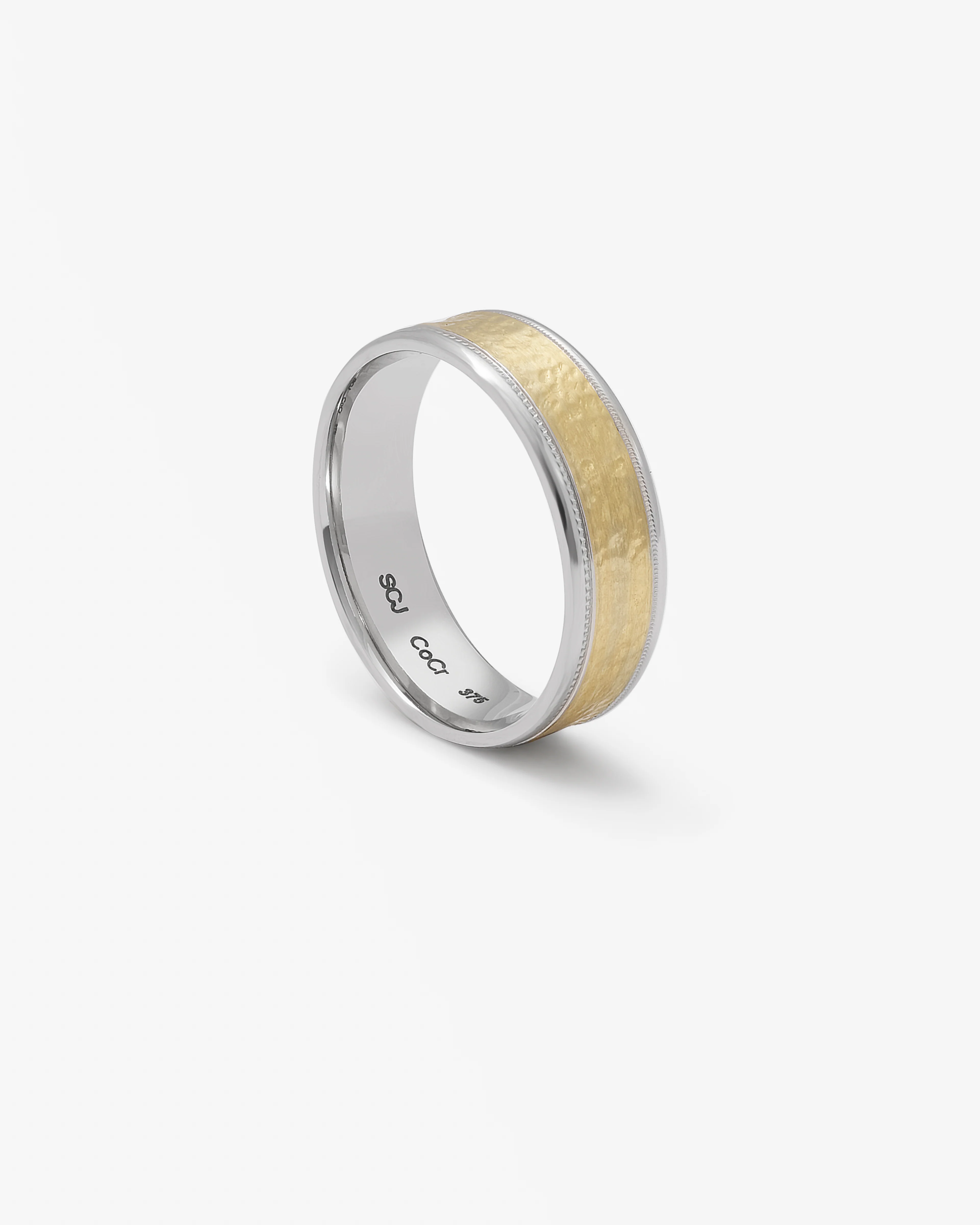 Cobalt Chrome Band With 9K Yellow Gold Hammered Finish Centre 6.5mm - Image 2