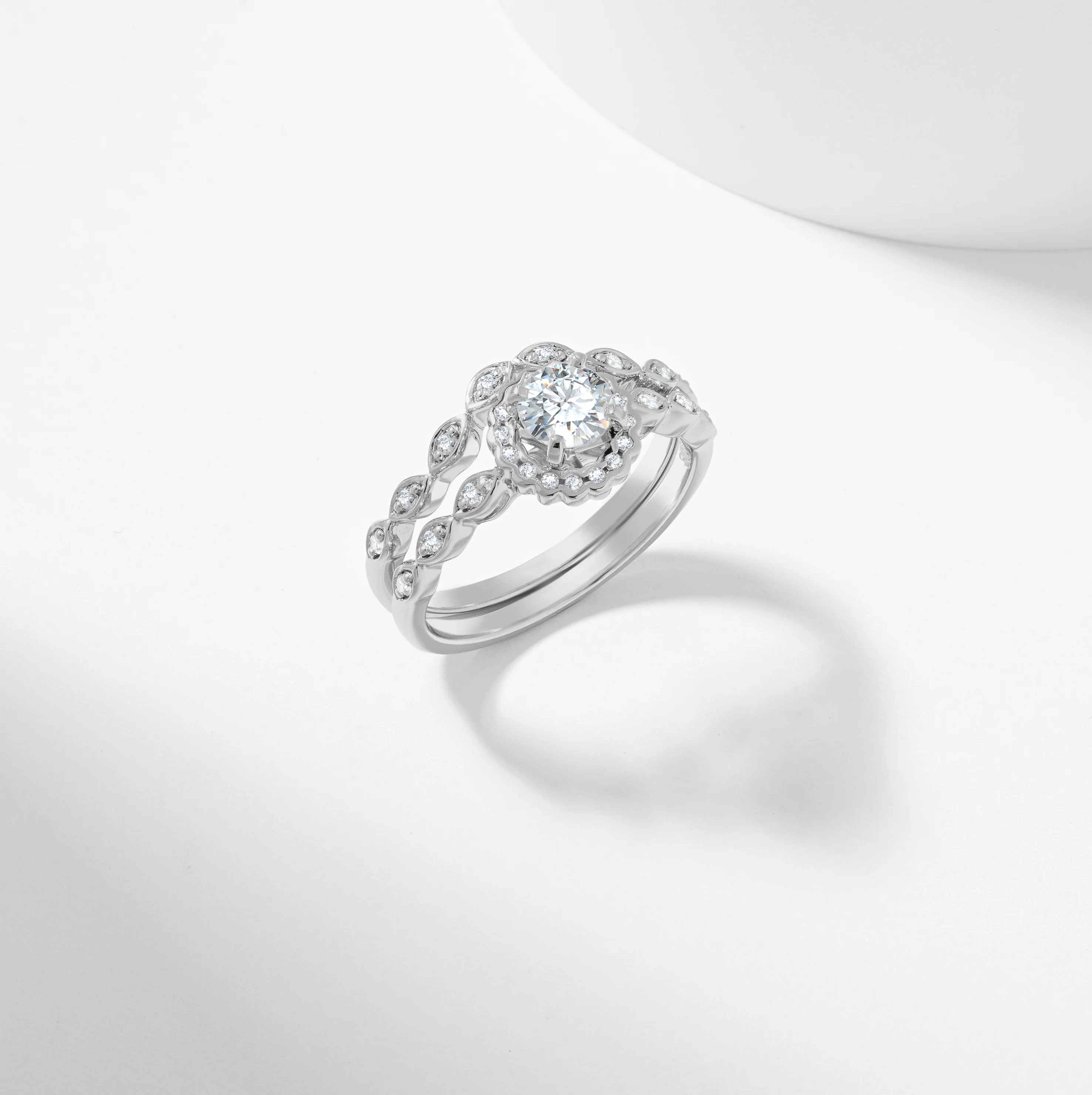 Round Brilliant Diamond Scallop Halo Bridal Set 0.7tdw - Image 4